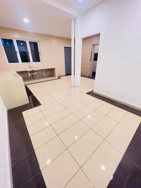 Taman Sri Kulai Baru Double Storey Terrace House - 5