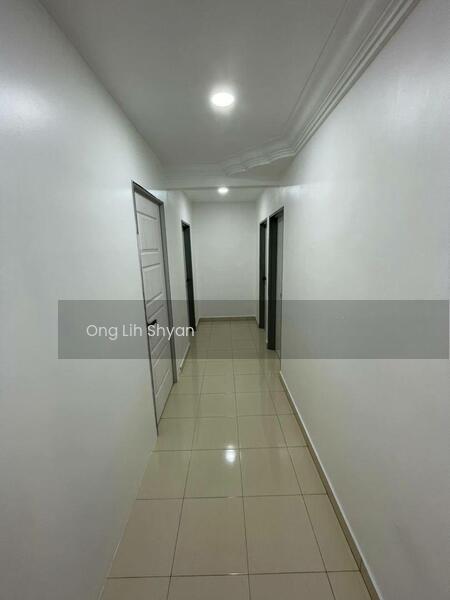 The Embassy (Bangunan Duta Impian) - 4