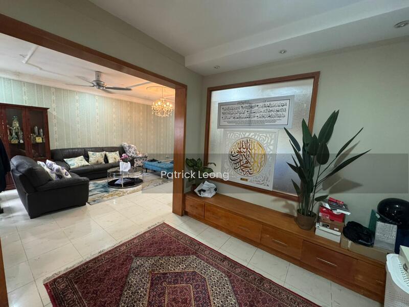 Bukit Jelutong, Seksyen u8 Jalan Adang - 4