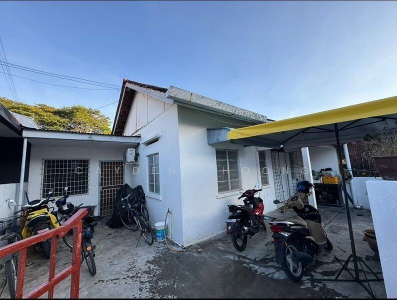 Taman Free School Area Semi D ( Near by Jelutong and Heng Ee ) - 2