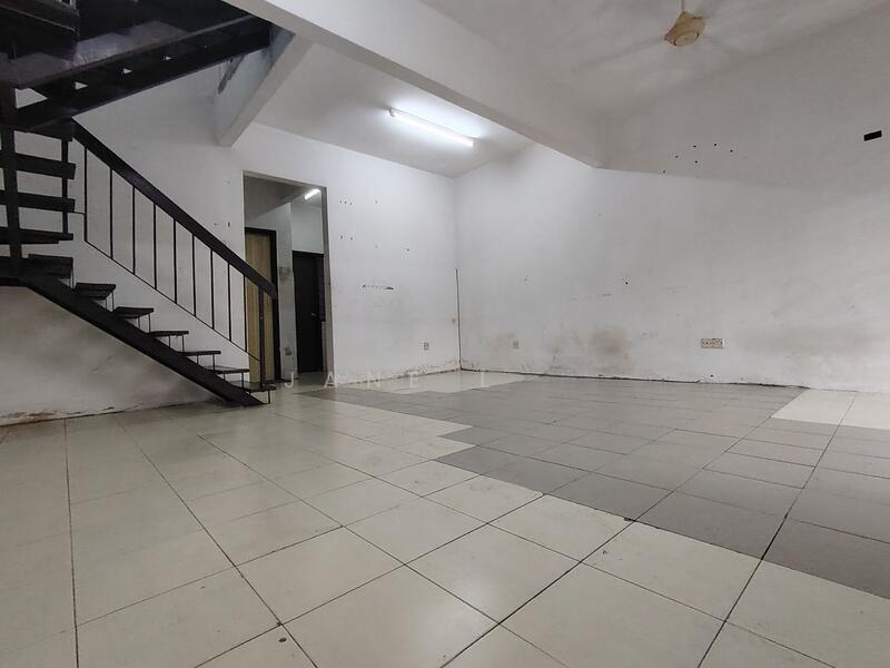 Taman Lestari Putra - 1