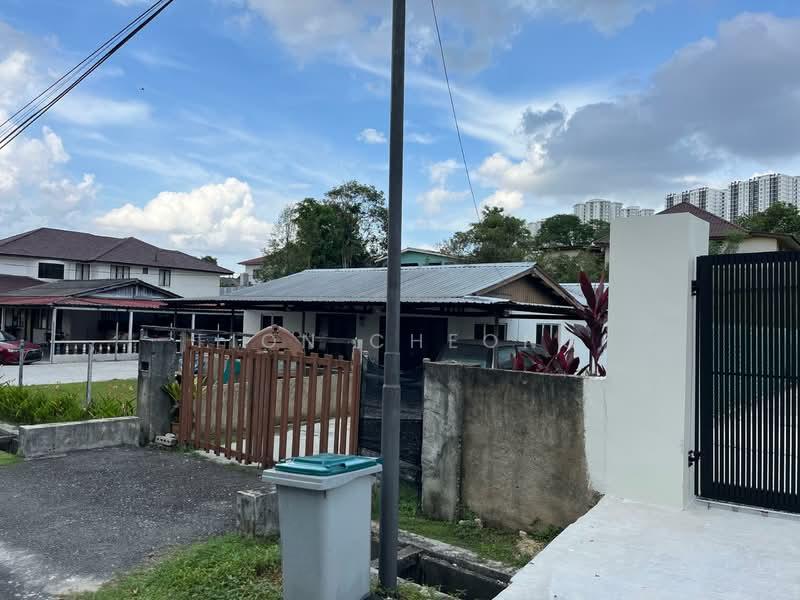 Kampung Dato Onn Jaafar - 3