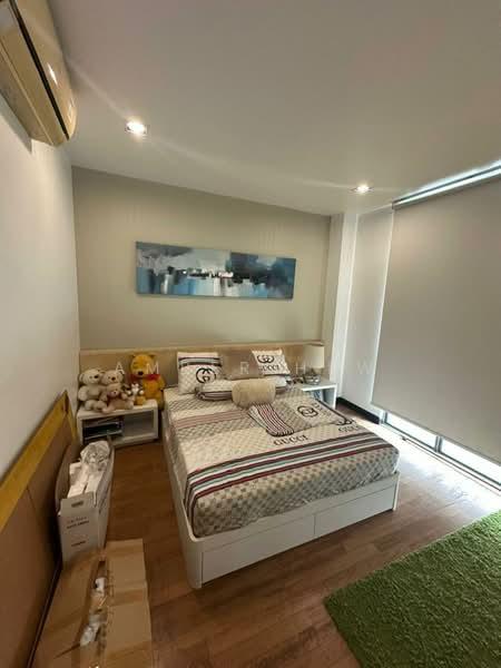 THE STRAITS VIEW RESIDENCES - 3