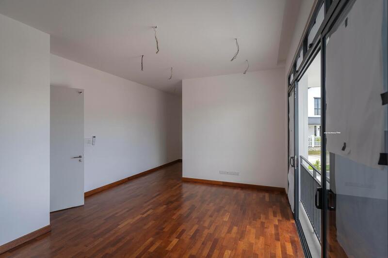 Precinct Arundina - 4
