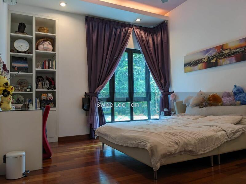 Bungalow at Tropicana Indah - 3