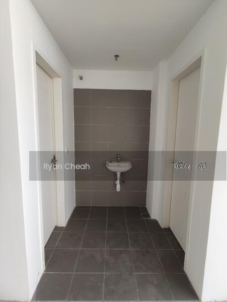 SqWhere SOVO & Retails Shops - 3