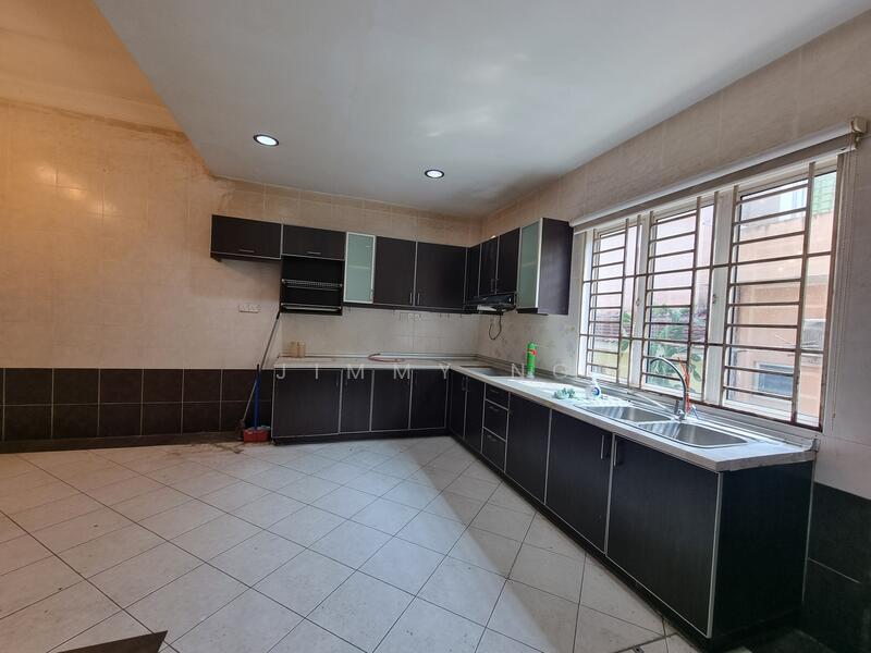 Bandar Mahkota Cheras - 4