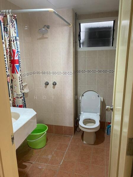 Gurney Park Condominium - 5