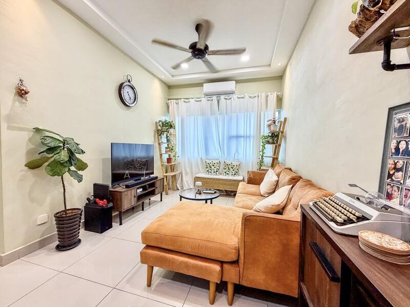 1 Razak Mansion - 5