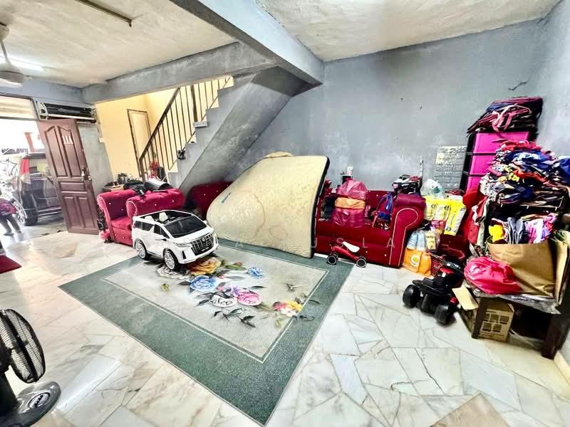 Taman West Country - 4