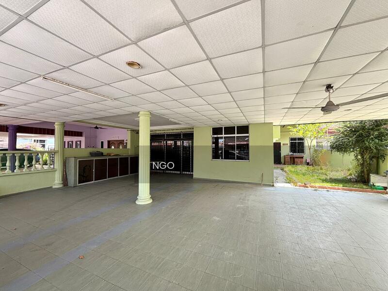 Single Storey Semi Detached House Taman Ros Batu Pahat - 1