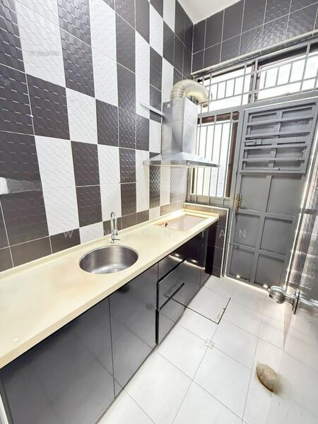 Taman Bukit Indah - 4