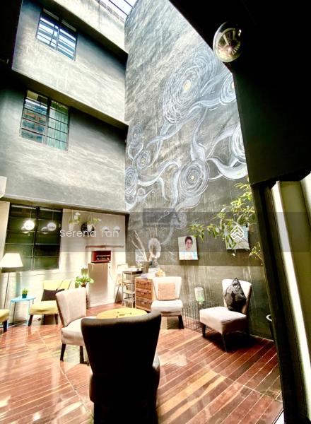 Stunning 5.5-Storey Postwar Hotel on Campbell Street for Sale - 4