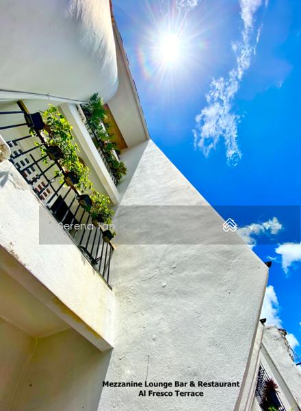 Stunning 5.5-Storey Postwar Hotel on Campbell Street for Sale - 3