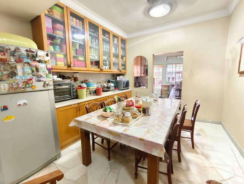 Rawang Perdana 2 - 4