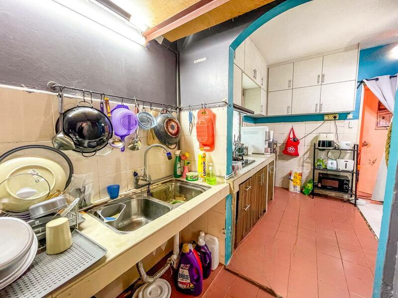 Pangsapuri Angsana - 4