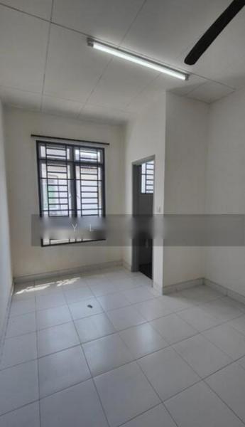 2-storey Terrace House at Nusa Bayu - 2