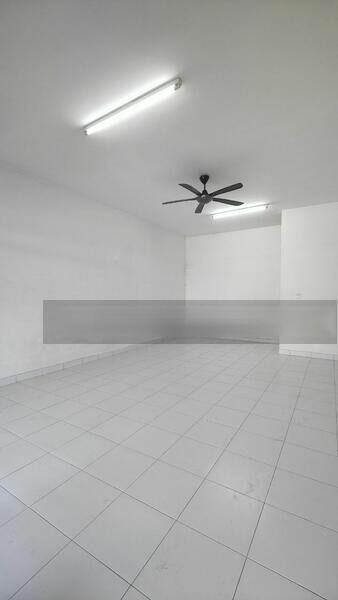 2-storey Terrace House at Nusa Bayu - 5