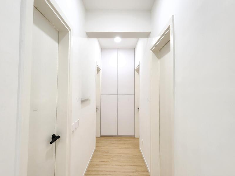 The LIGHT COLLECTION II - 5