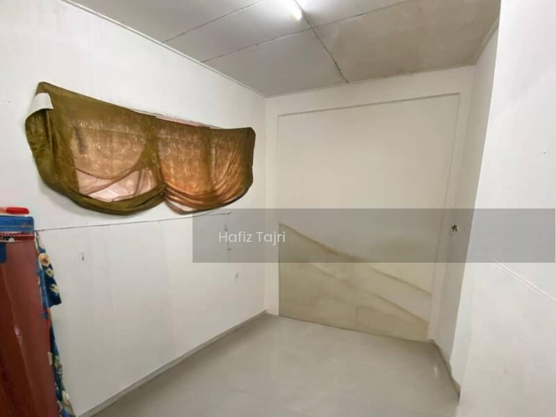 Flat PKNS Section 7 - 2
