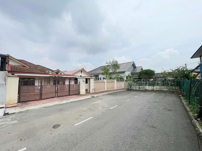 Taman Seri Baiduri - 1