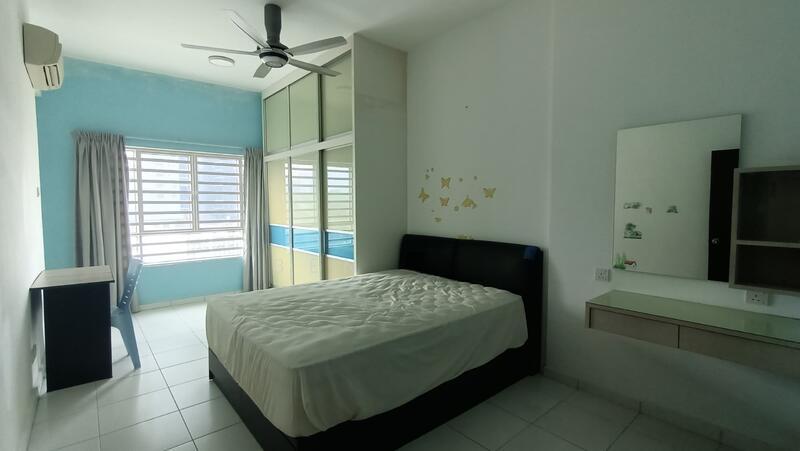 One World 2 (1-Sky) - 2