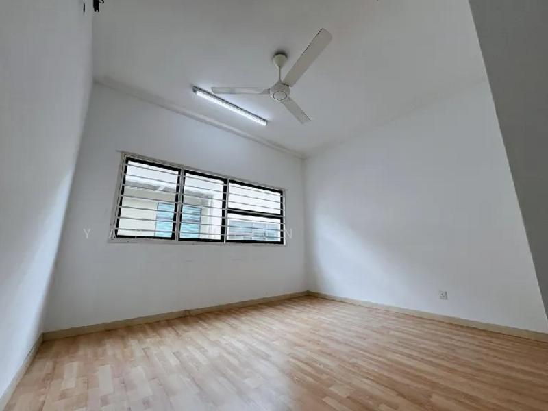 Fuego, Bandar Bukit Raja - 5