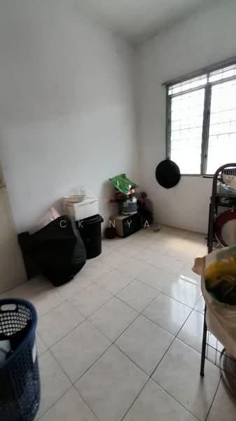Ipoh bercham bandar baru putra freehold renovated extended single storey house for sale - 2