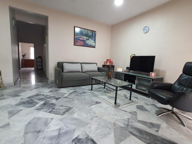 USJ 9, Subang Jaya - 4