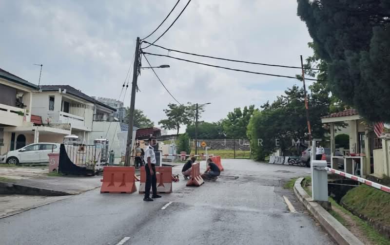 Jalan SS22/10 Damansara Jaya - 5