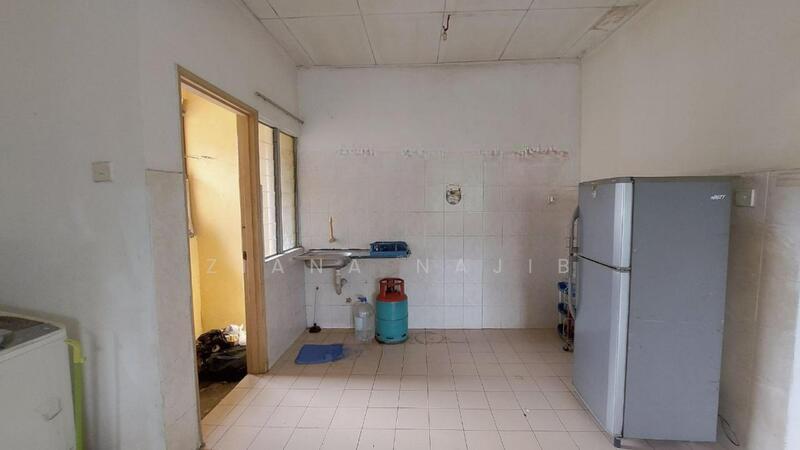 Astana Alam Apartment 3 - 5