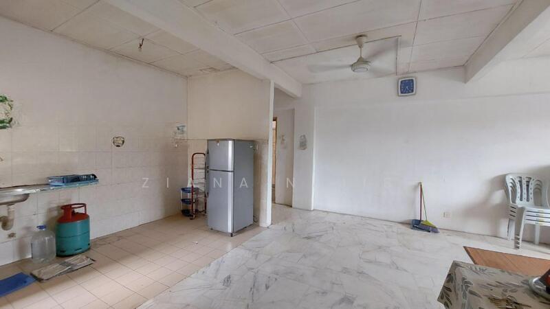 Astana Alam Apartment 3 - 3