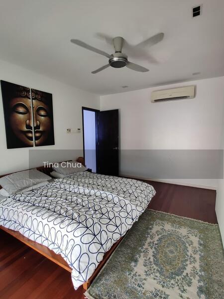 Renovated Semi-D on Quiet Street - 5