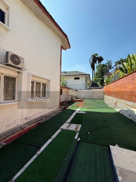 Bungalow on Flat Land - 4