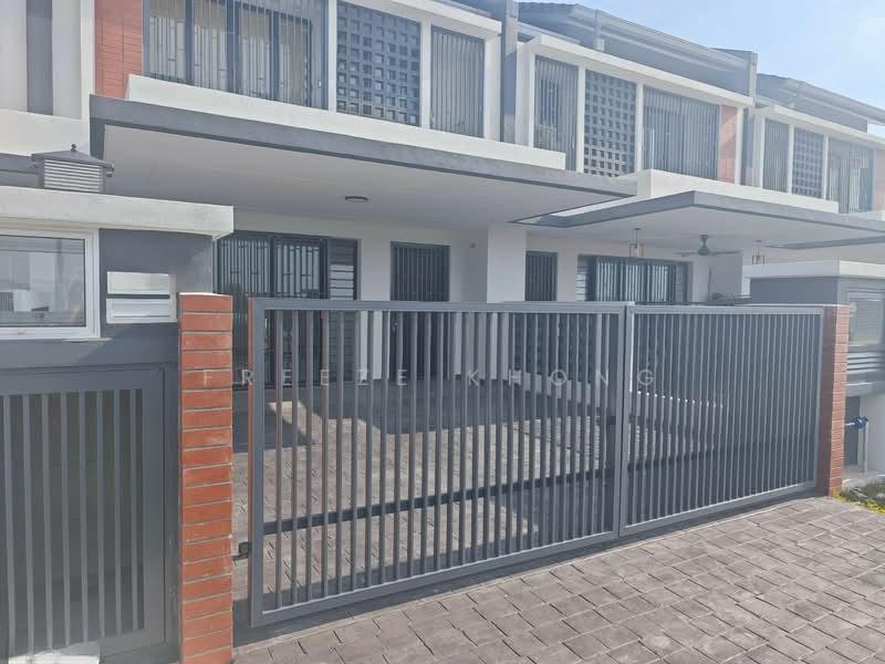 Elmina Green Six - 2