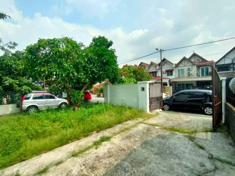 End Lot Superlink Double Storey SS7 Kelana Jaya - 4