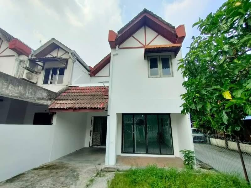 End Lot Superlink Double Storey SS7 Kelana Jaya - 1