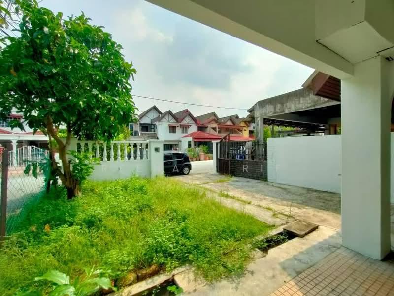 End Lot Superlink Double Storey SS7 Kelana Jaya - 5