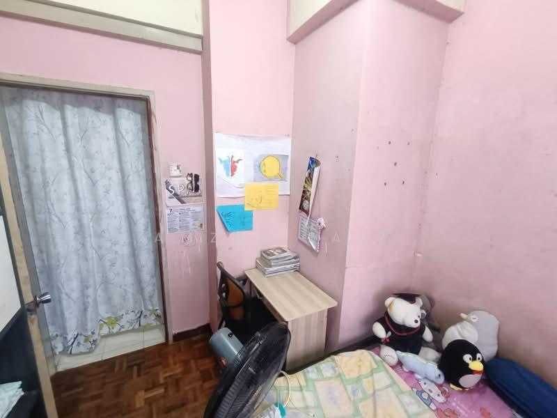 Kristal Heights - 3
