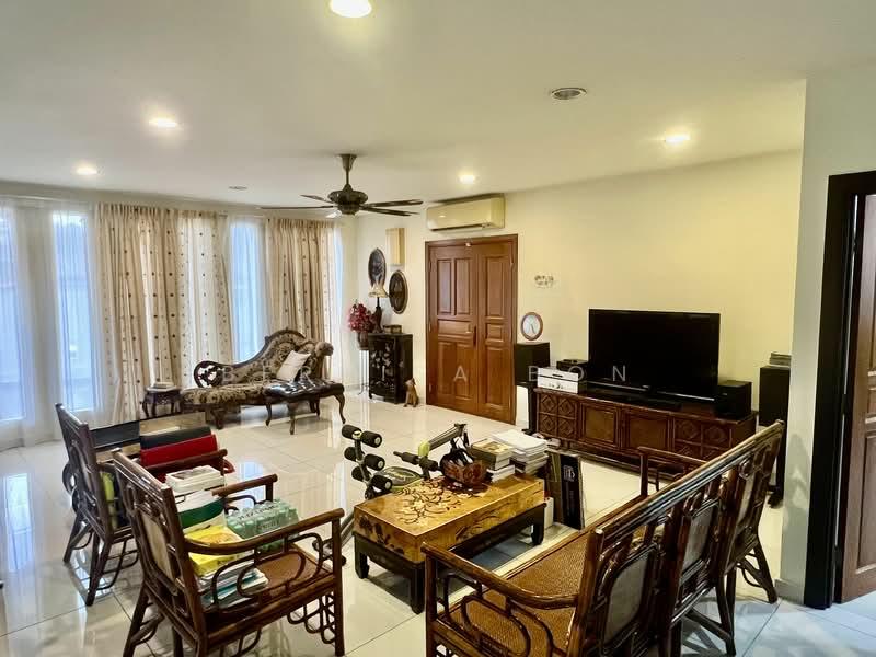 Semi-Detached House at SS3 - 2