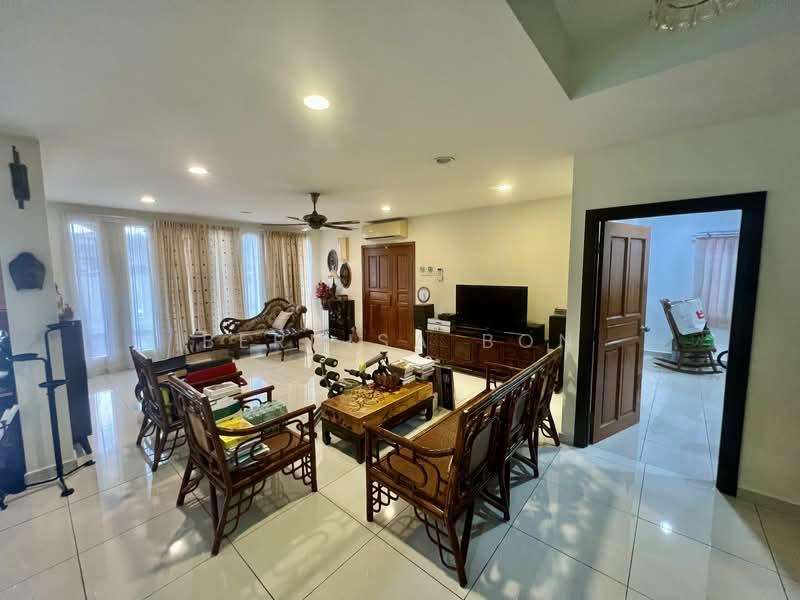 Semi-Detached House at SS3 - 1