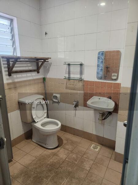 Kota Kemuning Corner Tania - 2