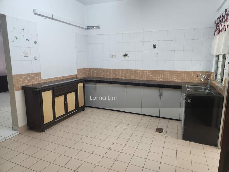 Kota Kemuning Corner Tania - 3