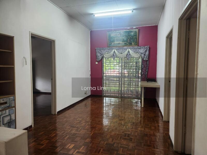 Kota Kemuning Corner Tania - 1