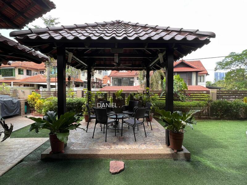 Bungalow at Taman Yarl - 3