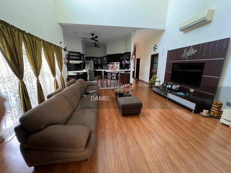 Bungalow at Taman Yarl - 4