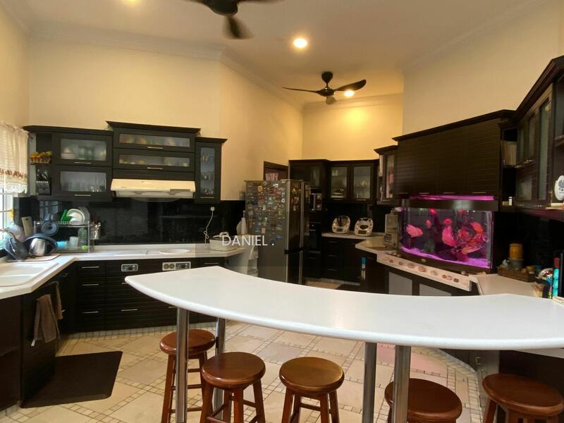 Bungalow at Taman Yarl - 5
