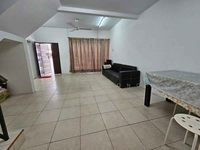 Menglembu Double Storey Terrace House Partial Furnished For Sale - 2