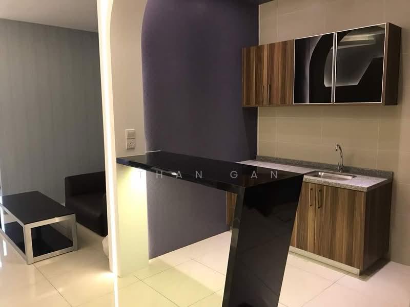 D'Secret Garden (Pangsapuri Kempas Indah) - 5