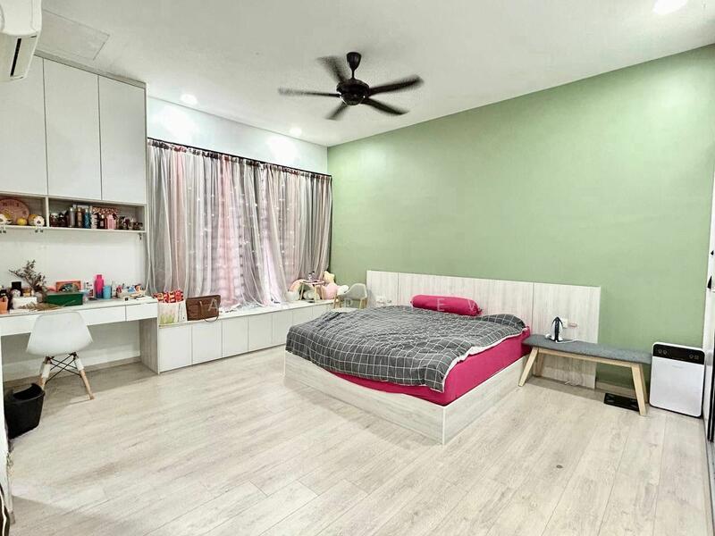 Taman Setia Tropika Double Storey Terrace Dictyo Alba - 1